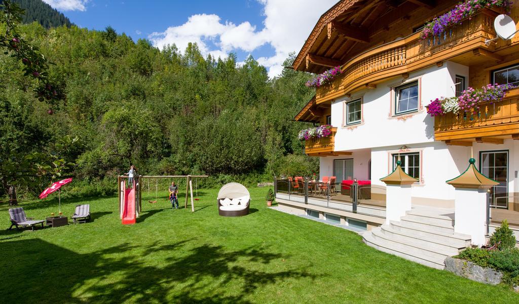 Ferienschloessl Harmonie Holzgau Exterior foto