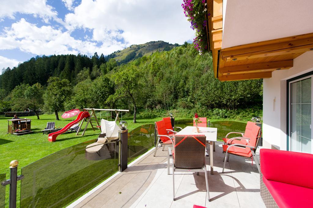 Ferienschloessl Harmonie Holzgau Exterior foto